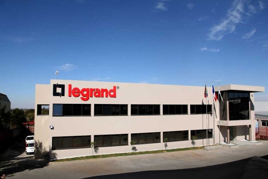 Thiết bị điện cao cấp Legrand